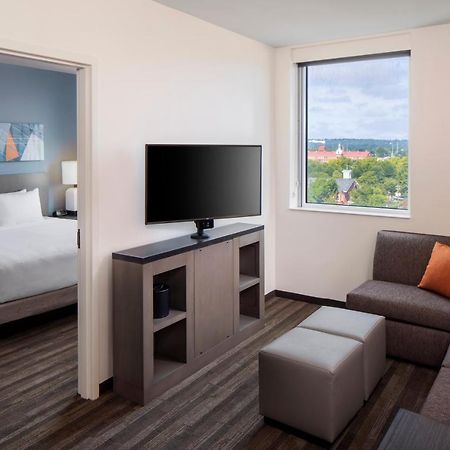 Готель Hyatt House Augusta Downtown Екстер'єр фото